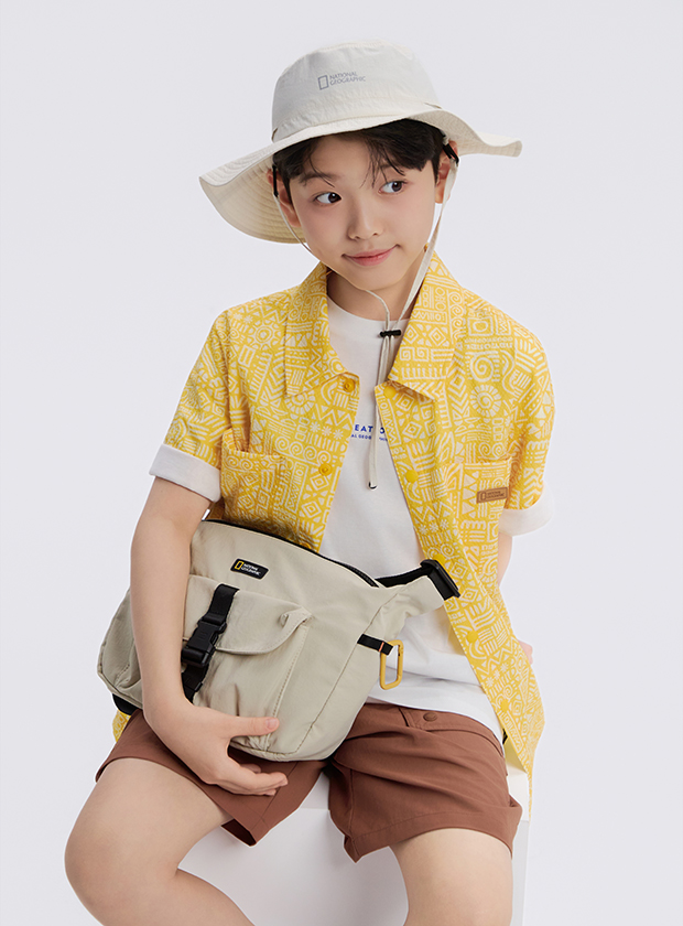 여름 셔츠 하나로 완성하는