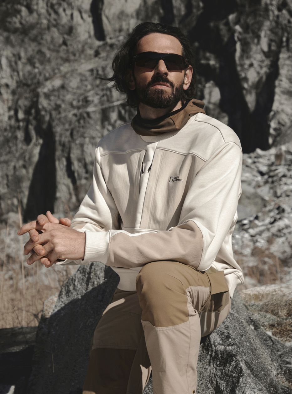 NRN 유틸리티 포켓 세미오버핏 맨투맨